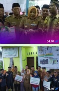 Bupati Musi Rawas, Hj. Ratna Machmud, meresmikan sekaligus menyerahkan secara simbolis kunci Rumah, Rabu 15/10/2025:
