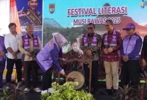Bupati Musi Rawas Hj Ratna Machmud resmi nembuka kegiatan Festival Literasi dan Talkshow di Kabupaten Musi Rawas: Sabtu 18/10/2025: