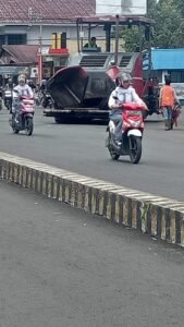 Rekonstruksi jalan Sukawati segera dibenahi baik bergelombang ataupun kekurangan yang lain: Selas 21/10/2025: