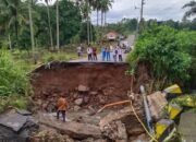 Jalan Lintas Kapahiang–Pagar Alam Putus, Warga Muara Pinang Terisolir, Selasa 21/10/2025: