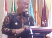 Wali Kota Lubuklinggau, Sumatera Selatan, H Rachmad Hidayat, M.Ikom, menyampaikan pidato ucapan selamat kepada wisudawan dan wisudawati,, Kamis 23/10/2025/