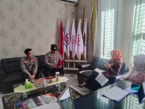 Silaturahmi Lintas Sektoral, Satbinmas Polres Musi Rawas Bersama Sat Pol PP Damkar dan Dinkes Bahas Persiapan Latkatpuan Bhabinkamtibmas,kamis 30/10/2025;