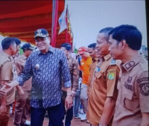 Nyanyikan Lagu “Cintaku Tak Terbatas Waktu”, Ajak Masyarakat Bersama Majukan Muba:kamis 02/10/2025: