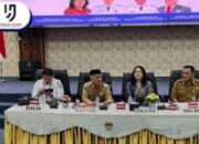 Wakil Wali Kota Lubuk Linggau, H. Rustam Effendi, membuka secara resmi kegiatan Sosialisasi dan Rapat Koordinasi Teknis Rakor Teknis,, Senin 27/10/2025: