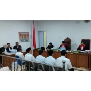 Sidang perdana dalam perkara dugaan korupsi Sektor Sumber Daya Alam penerbitan Surat Penguasaan Hak SPH,