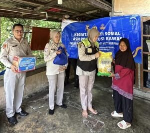HUT KORPRI ke-54 Tahun 2025, ASN Bersama Siddokes Polres Musi Rawas Salurkan Bansos dan Cek Kesehatan Anak Yatim Serta Warga Kurang Mampu