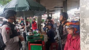 Patroli Dialogis Batalyon B Pelopor Hadirkan Rasa Aman bagi Warga Kota Lubuklinggau,, Senin 22/12/2025::