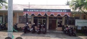 Camat Tugumulyo, Sujatmiko, hingga kini belum memberikan tanggapan terkait kegiatan penyelenggaraan,,kamis 04/12/2025: