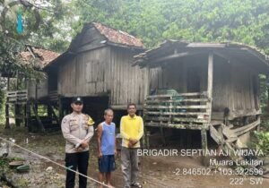 KAPOLRES MUSI RAWAS KEMBALI BANTU 2 TITIK BEDAH RUMAH, KEDEPAN AKAN PERBAIKI JEMBATAN GANTUNG, Jum’at 05/12/2025: