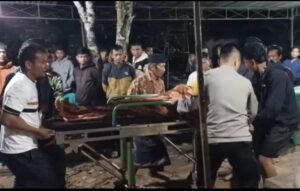 Siswa Tertimpa Pohon Akasia, Polsek BTS Ulu Polres Musi Rawas Sigap Evakuasi Korban,,,