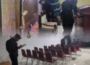 Sterilisasi Gereja Jelang Malam Tahun Baru, Unit Komposit Batalyon B Pelopor Pastikan Keamanan di Lubuklinggau,,