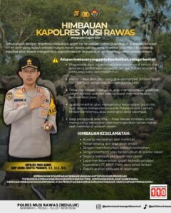 Kapolres Musi Rawas Himbau Warga dan Pengendara Waspada Kemunculan Gajah Liar di Muara Lakitan,,