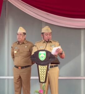 Gubernur Sumatera Selatan Dr. H. Herman Deru didampingi Wakil Gubernur Sumsel H. Cik Ujang memimpin Apel,, Senin 05/01/2026: