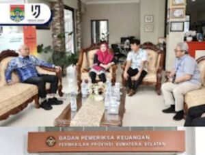 Wali Kota Lubuk Linggau, H Rachmat Hidayat didampingi Plt Kepala BPKAD, Indra Sulita,,kamis 08/01/2026: