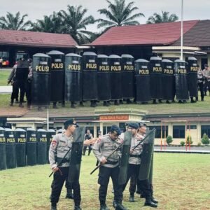 Tingkatkan Kemampuan Pengendalian Massa, Satbrimob Polda Sumsel Batalyon B Pelopor Gelar Latihan PHH,,,