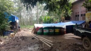 Di duga minyak ilegal terjadi dusun 4 simpang semambang desa lubuk rumbai kecamatan tua negeri kabupaten Musi Rawas sum sel: kamis 05/02/2026:
