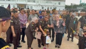 Kepala Kejaksaan Tinggi Sumatera Selatan, Dr. Ketut Sumedana, S.H., M.H., melaksanakan kunjungan kerja (kunker) di Kantor Kejaksaan Negeri Musi Rawas pada Kamis (05/02/2026),,