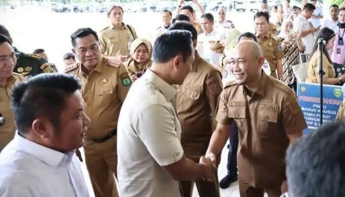 Menteri Koordinator (Menko) bidang infrastruktur dan Pembangunan Kewilayahan, Agus Harimurti Yudhoyono memimpin rapat koordinasi ,, Selasa 10/02/2026: